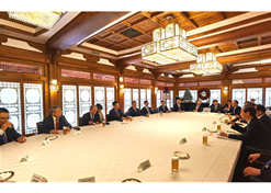 2023年12月20日，爱游戏官方端网站登录入口-爱游戏aiyouxi（中国）
党委书记、董事长刘敬桢参加韩国总理韩德洙会见中方代表团活动并作为代表发言
